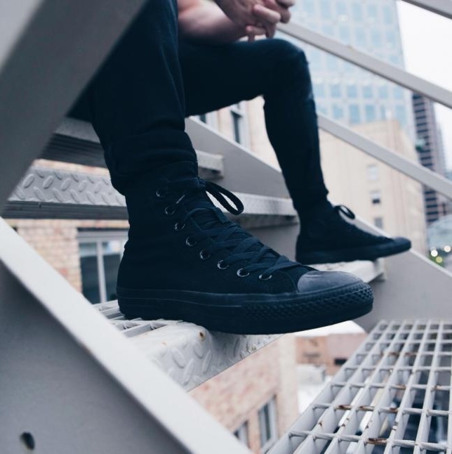 SQ urban look with black sneakers on metal stairs copy